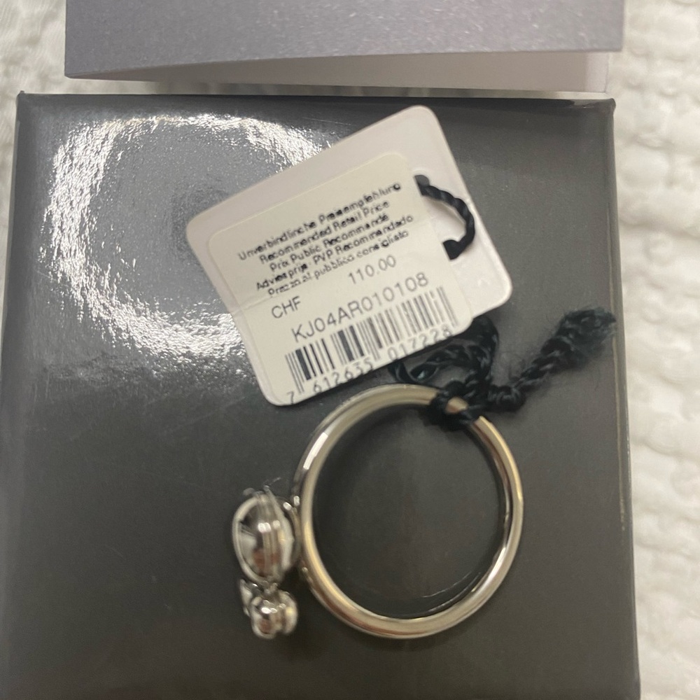 Calvin Klein Silver Cluster moving Ring - Picture 3 of 5